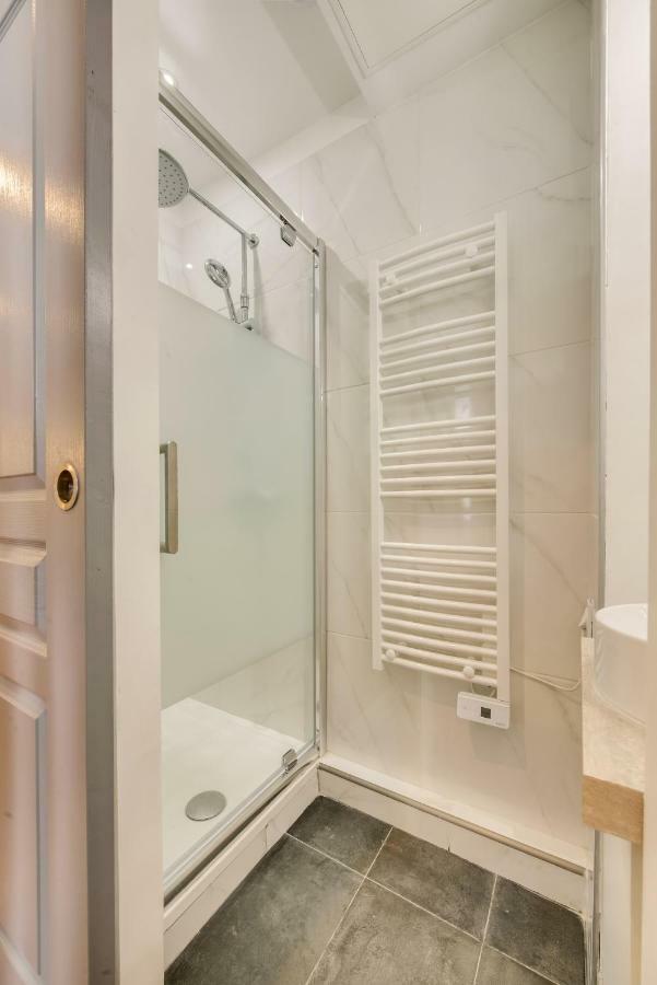 Beautiful Triplex In The Center Of Paris Appartement Buitenkant foto